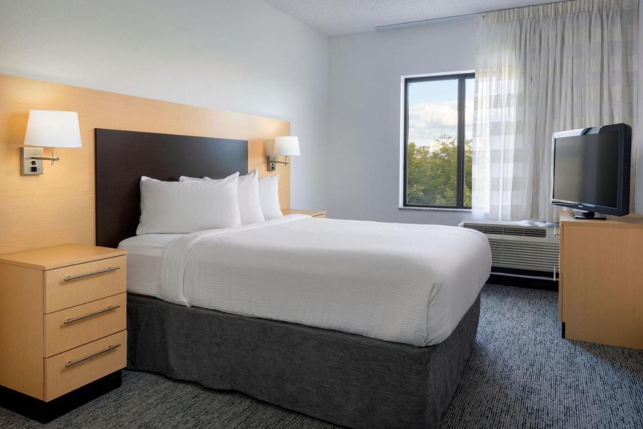 Towneplace Suites By Marriott York Exterior foto
