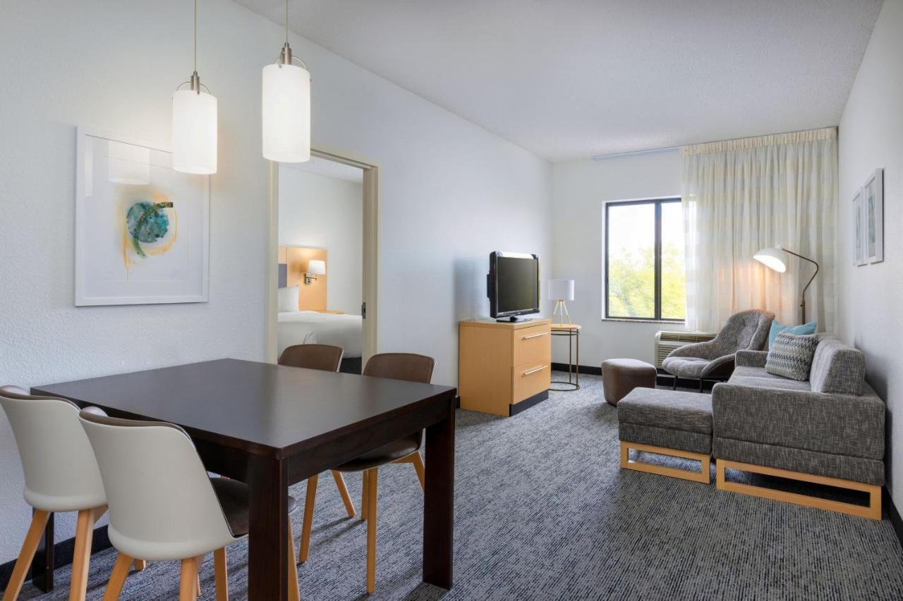Towneplace Suites By Marriott York Exterior foto